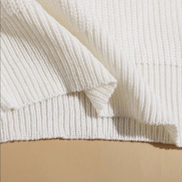 Knit Crop Top size Medium - Picture 6 of 11